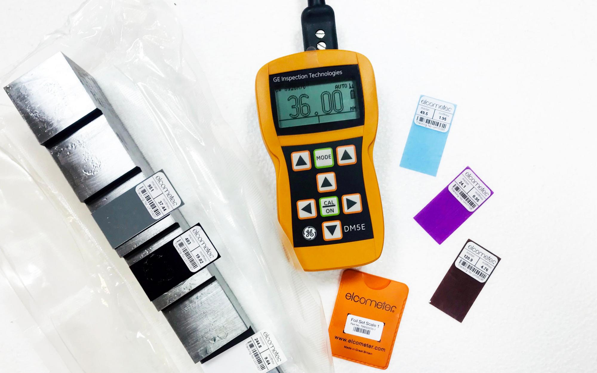 Применения ультразвукового толщиномера и измерение с помощью него через покрытие